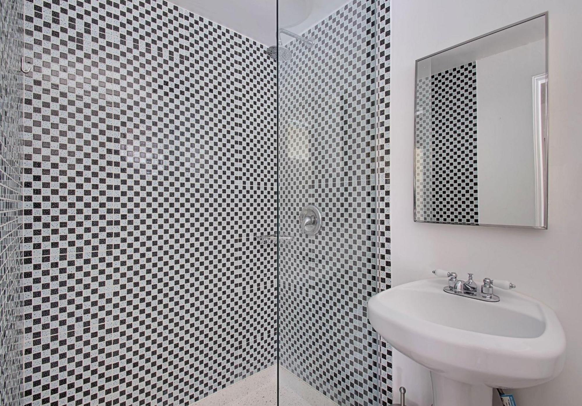 Del Marcos Hotel (Adults Only) Palm Springs Room photo